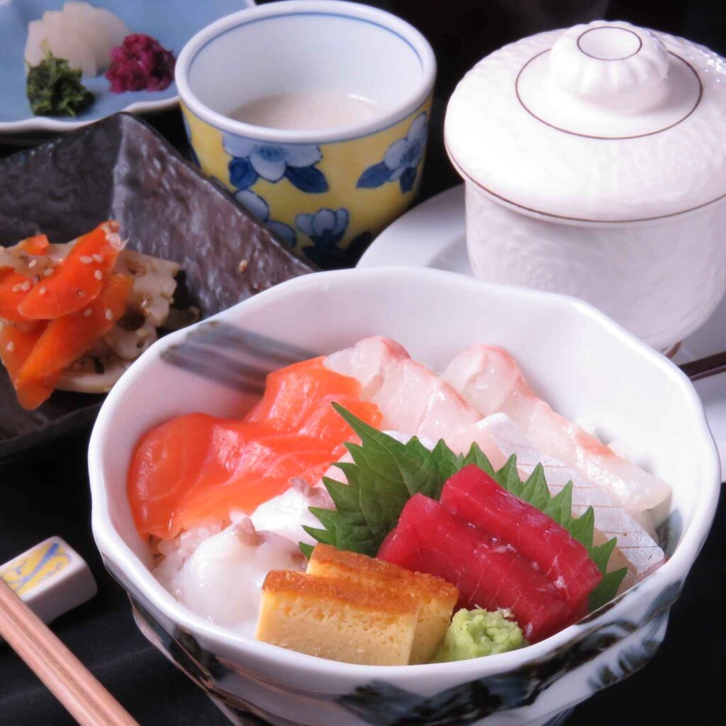 鮮魚の炙り海鮮丼御膳