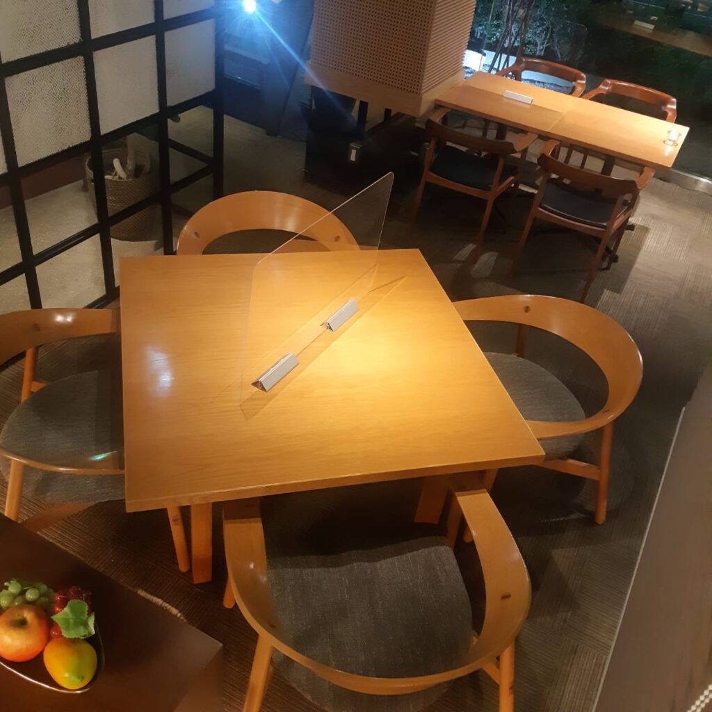 テーブル席 ワイン食堂リコロソ