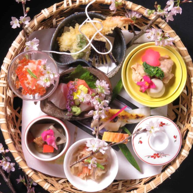 【土日祝日ランチ】四季 花かご御膳