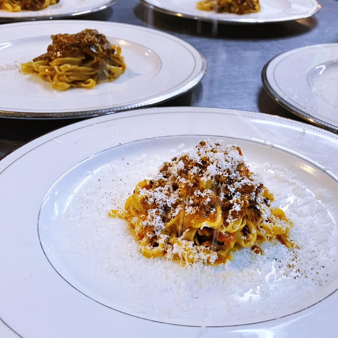 自家製手打ちタリアッテレ 和牛のボローニャ風ミートソース＜クリスマスコース2025＞