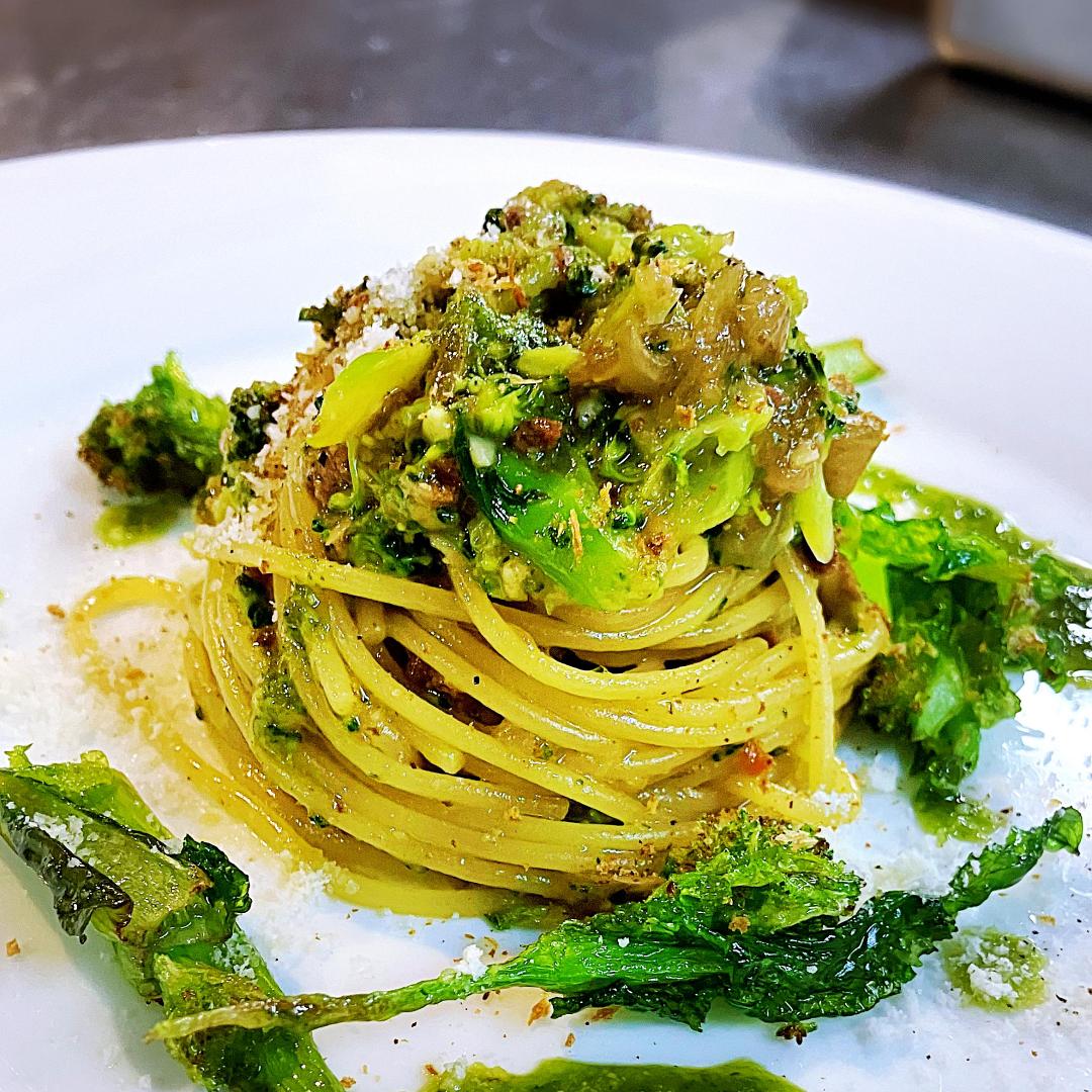 ブロッコリーと菜の花のラグーソース シェフおまかせコース