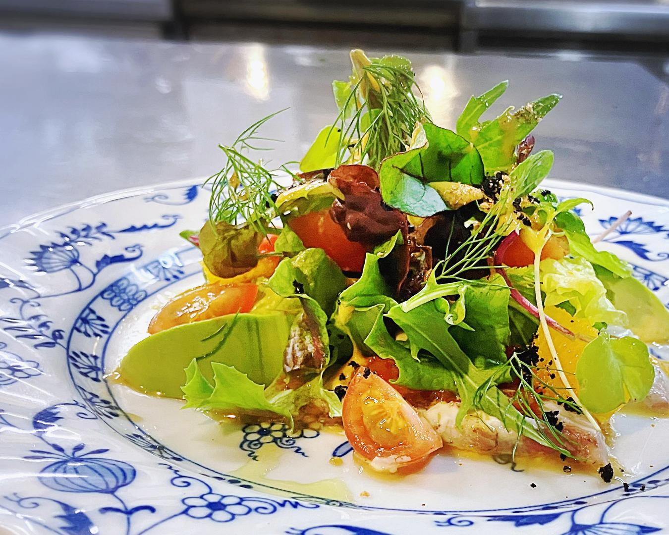 【前菜の盛り合わせ5種】鮮魚のカルパッチョ＜マンジャーレ＞